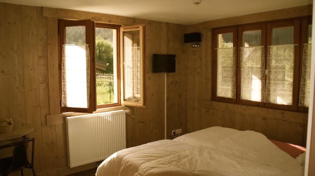 Fleur Des Neiges Hostel Шамони Екстериор снимка